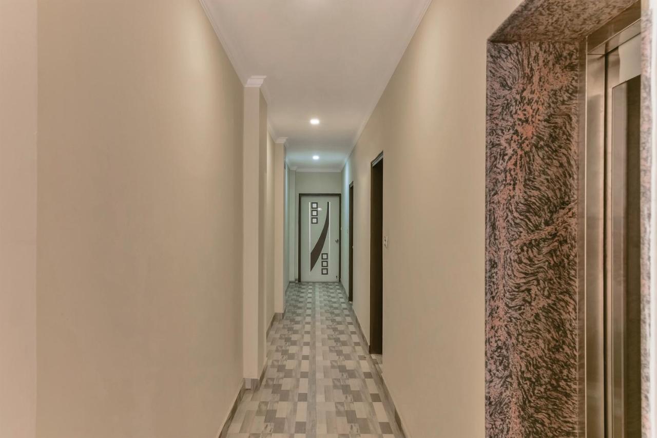 Oyo Hotel Clink Нью-Делі Екстер'єр фото